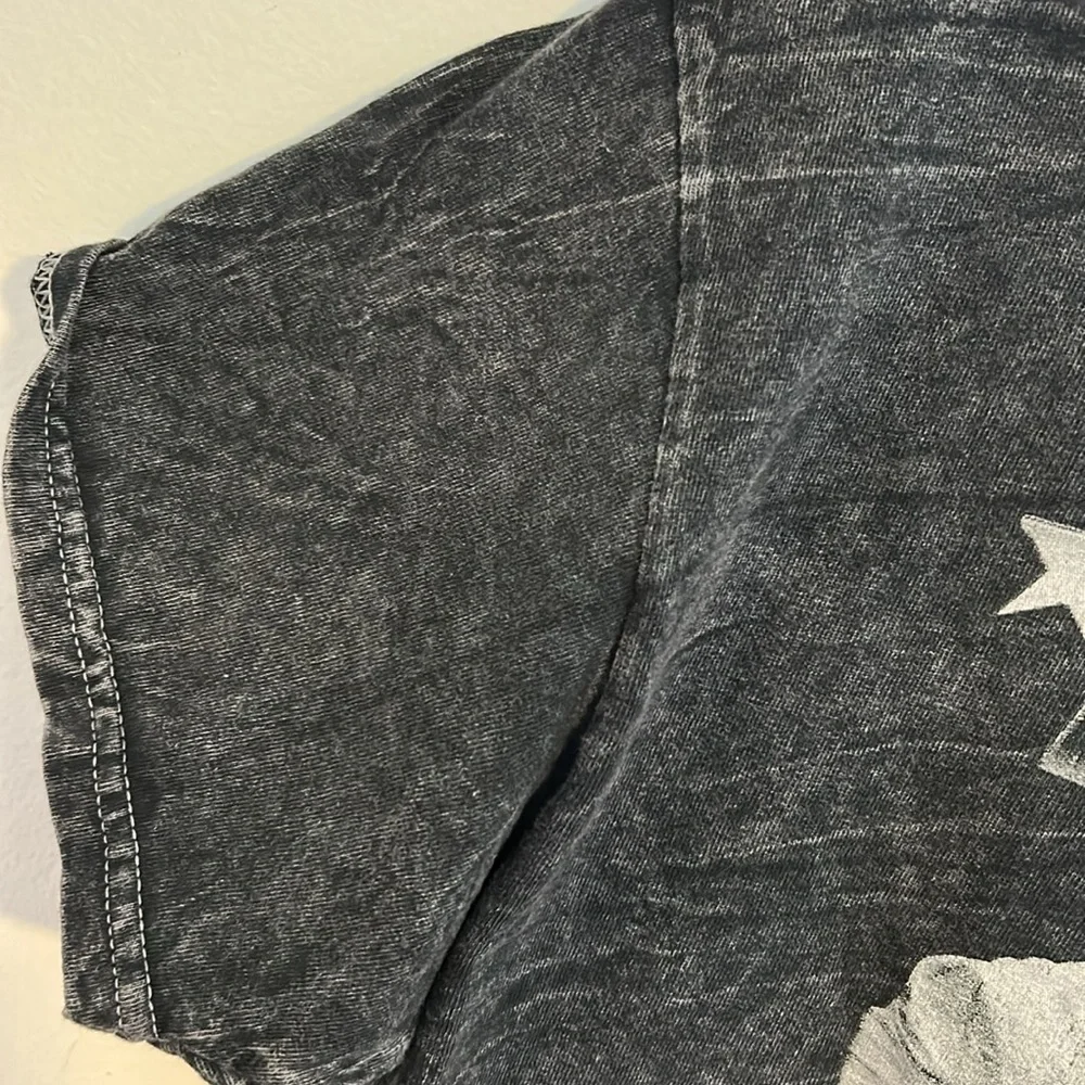 *NSYNC Heathered dark Gray Stone Washed Bye Bye Bye T- Shirt size Sm/Md. - Picture 3 of 6